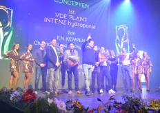Winnaar Categorie Concepten: VDE Plant met de INTENZ hydroponie, samen met de andere genomineerden in deze categorie.